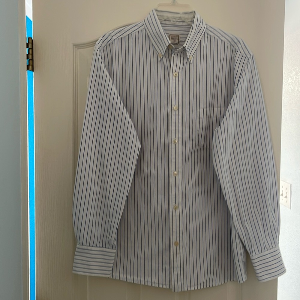 Blue striped shirt M
